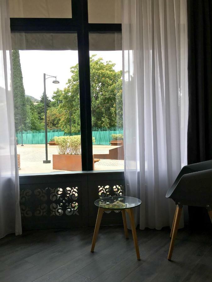 Atoneli Hotel Tbilisi Eksteriør billede