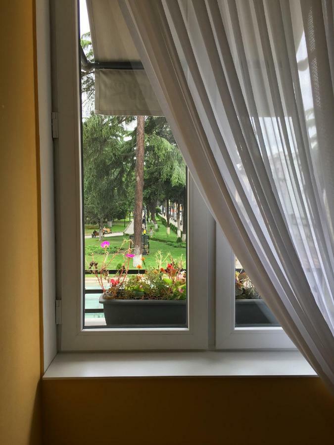 Atoneli Hotel Tbilisi Eksteriør billede